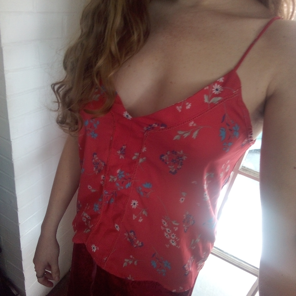 Flouncy floral spaghetti strap tank top blouse